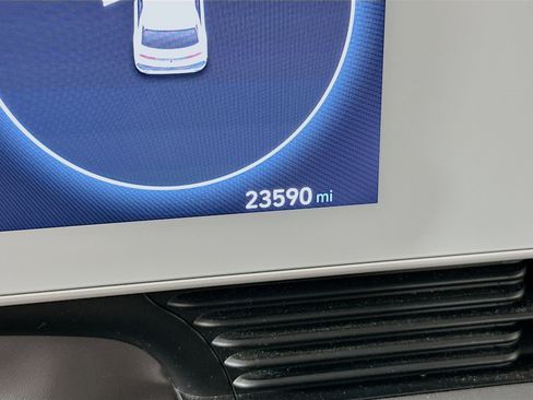 Used 2024 Hyundai Ioniq 5 Limited RWD image 19