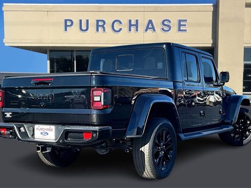 Used 2021 Jeep Gladiator Overland image 6