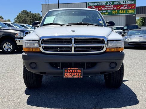 Used 2004 Dodge Dakota 4x4 Club Cab w/ Tire & Handling Group image 2