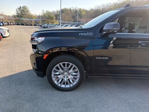 Used 2024 Chevrolet Tahoe High Country w/ Advanced Technology Package image 9