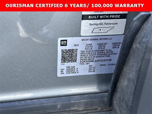 Certified 2023 GMC Acadia SLT image 30