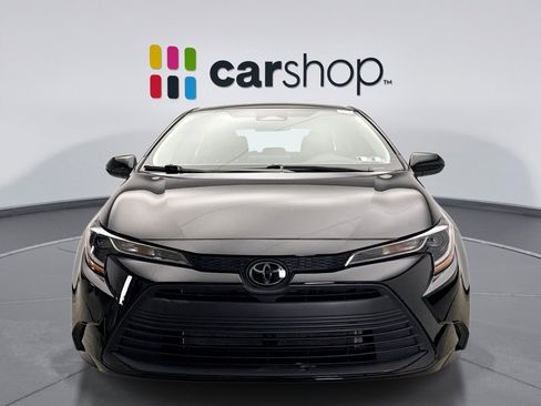 Used 2024 Toyota Corolla LE FWD image 8