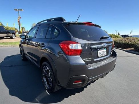 Used 2016 Subaru Crosstrek 2.0i Premium AWD/4WD image 6