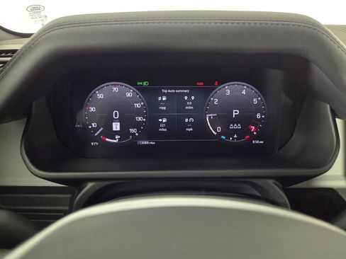 Used 2024 Land Rover Defender 110 S AWD/4WD image 15