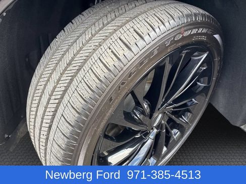 Used 2025 Lincoln Aviator Reserve w/ Equipment Group 201A AWD/4WD image 9