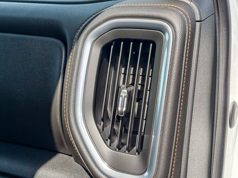 Used 2020 GMC Sierra 1500 AT4 w/ AT4 Premium Package image 37