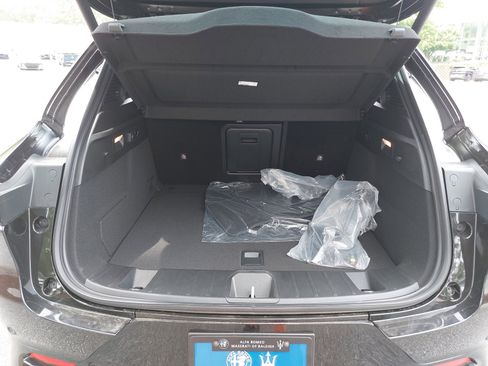 New 2025 Alfa Romeo Tonale w/ Premium Package image 13