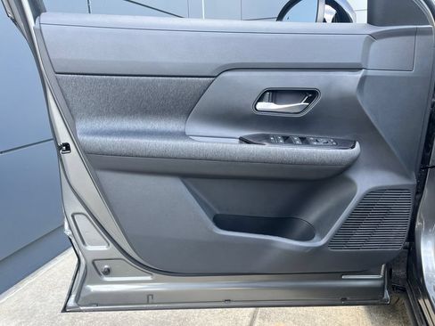 New 2026 Nissan Kicks SV w/ Cold Weather Package FWD image 11