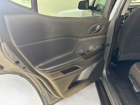 Used 2020 GMC Acadia AT4 w/ LPO, 'HIT The Road' Package AWD/4WD image 22
