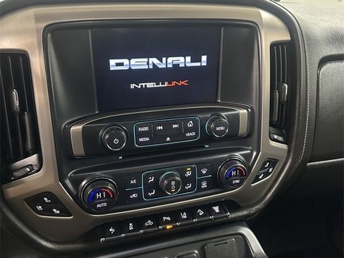 Used 2018 GMC Sierra 2500 Denali w/ Duramax Plus Package image 22