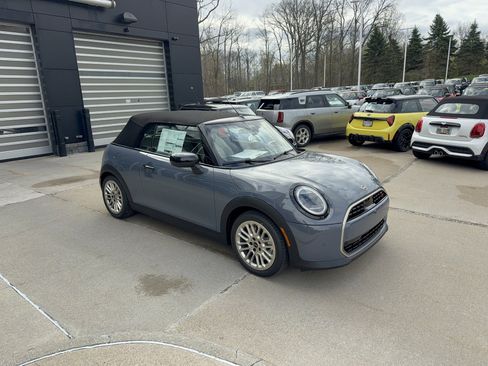 New 2026 MINI Cooper S image 2