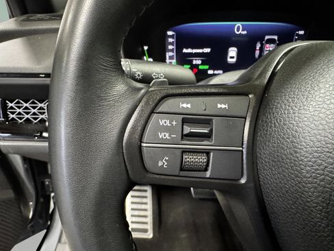 Used 2023 Honda Accord Sport image 14