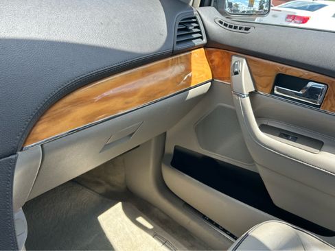 Used 2015 Lincoln MKX FWD w/ Equipment Group 102A image 45