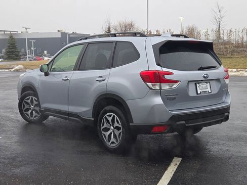 Certified 2023 Subaru Forester Premium image 14