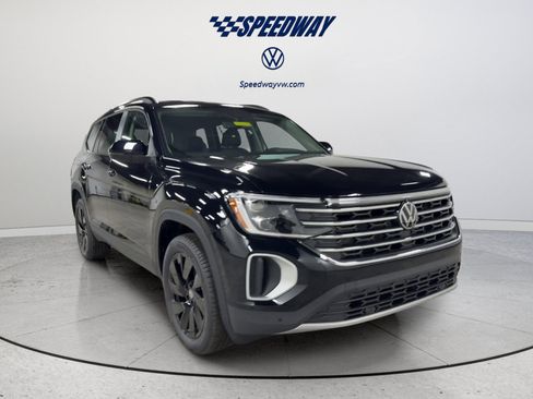 New 2026 Volkswagen Atlas SE AWD/4WD image 2