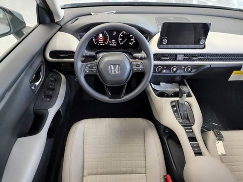 Certified 2025 Honda HR-V LX image 18