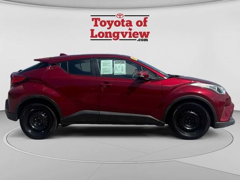 Used 2019 Toyota C-HR LE FWD image 6