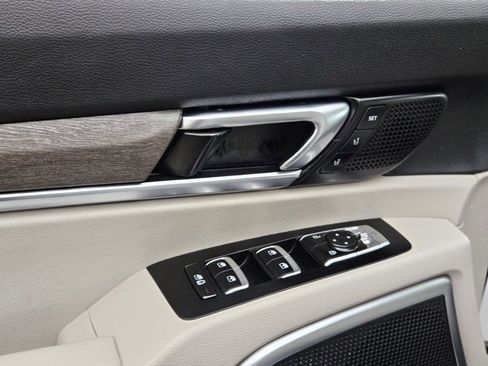 Used 2021 Kia Telluride SX w/ SX Prestige Package image 28