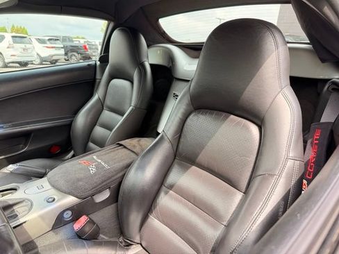 Used 2005 Chevrolet Corvette Convertible w/ Preferred Equipment Group RWD image 20