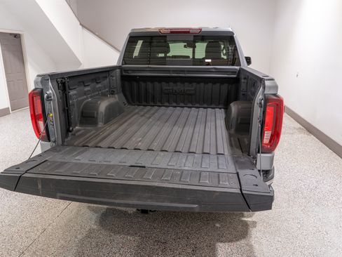 Used 2024 GMC Sierra 1500 SLT w/ SLT Premium Plus Package AWD/4WD image 11