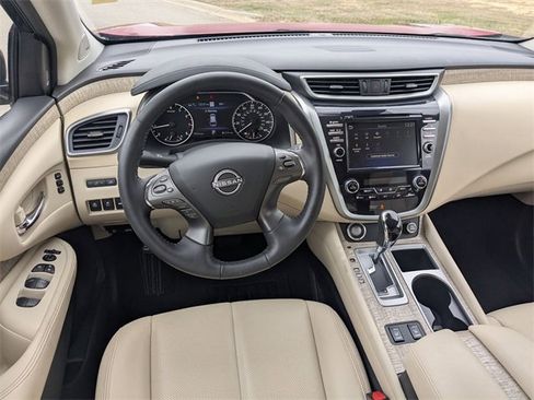 Used 2024 Nissan Murano SL image 29