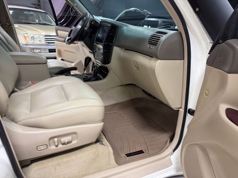 Used 2005 Toyota Land Cruiser image 23