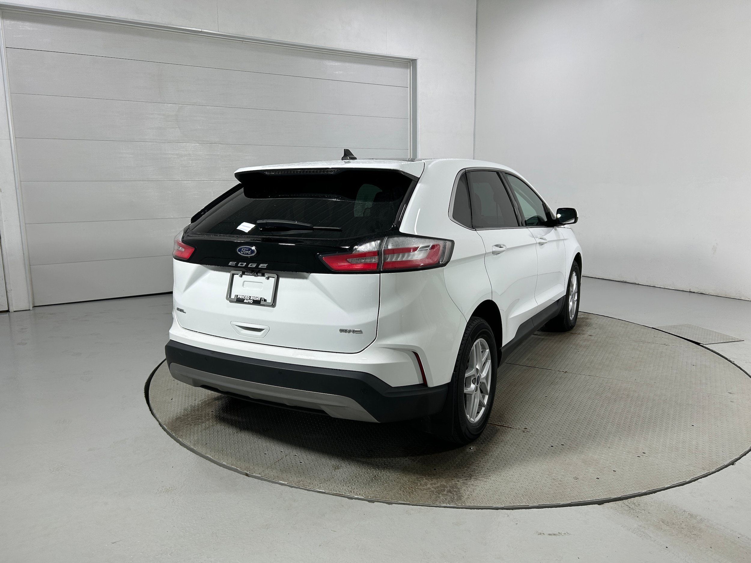 Used 2021 Ford Edge SEL w/ Convenience Package AWD/4WD image 33