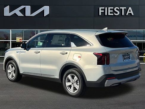 New 2026 Kia Sorento LX image 3