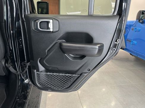 Used 2020 Jeep Wrangler Unlimited Sport S image 45