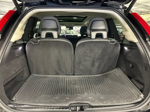 Certified 2023 Volvo XC90 B5 Plus w/ Protection Package Premier image 28