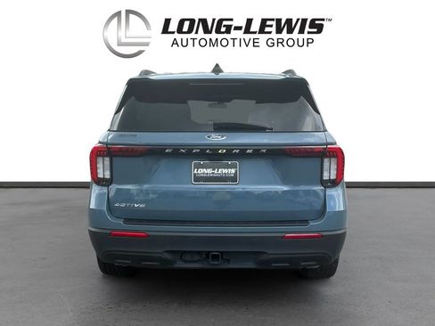 Used 2025 Ford Explorer Active RWD image 5