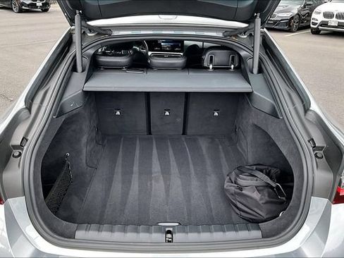 Used 2024 BMW i4 eDrive35 w/ Premium Package RWD image 9