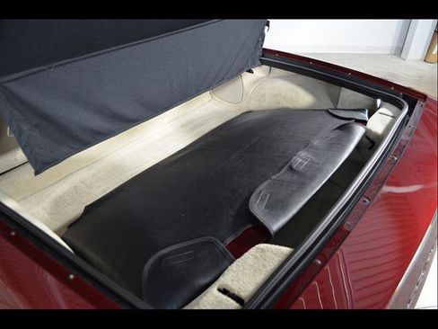 Used 2003 Chevrolet Corvette Coupe w/ Preferred Equipment Group RWD image 16