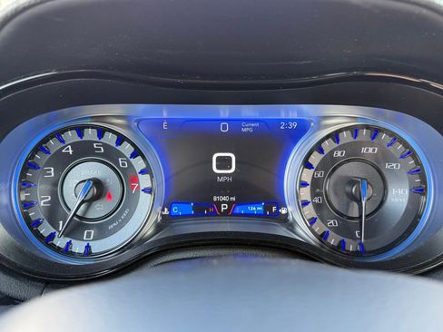 Used 2023 Chrysler 300 S image 14