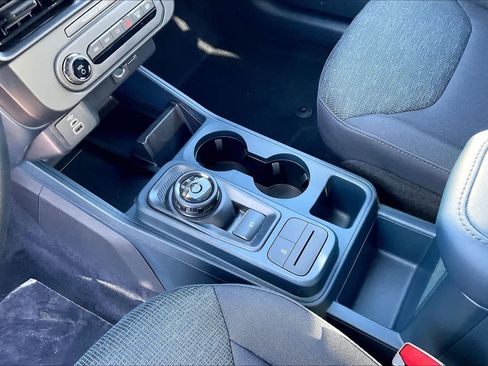 New 2025 Ford Maverick XL image 7