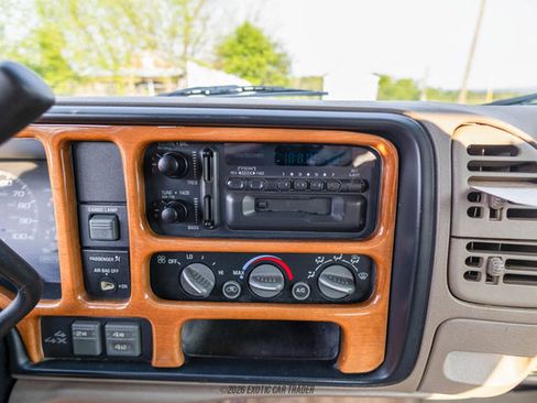 Used 1997 Chevrolet Silverado 1500 4x4 Regular Cab image 22