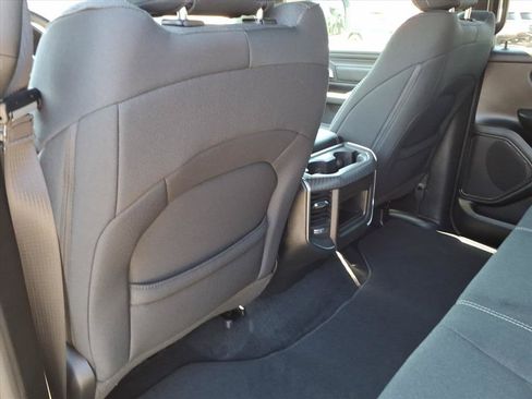 New 2026 RAM 1500 Express AWD/4WD image 15