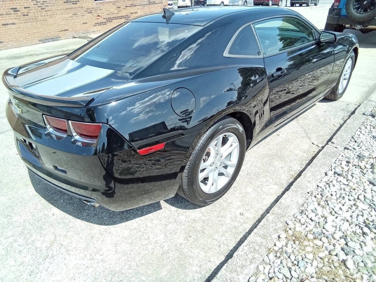 Used 2013 Chevrolet Camaro LS w/ Silver Rally Stripe Package RWD image 7