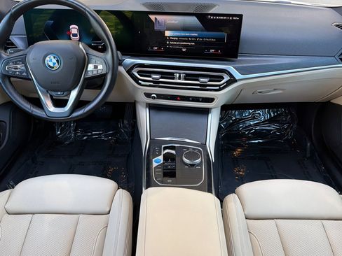 Certified 2023 BMW i4 eDrive35 RWD image 17