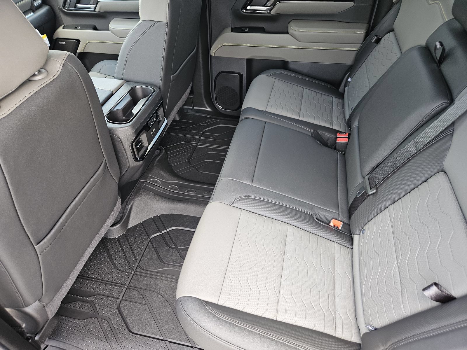 New 2026 Chevrolet Silverado 2500 ZR2 AWD/4WD image 27