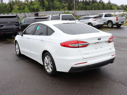 Used 2020 Ford Fusion SE FWD image 7