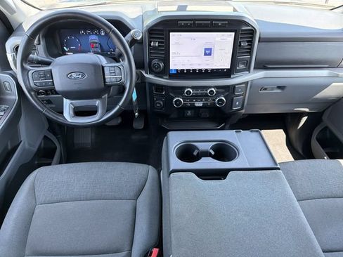 Used 2024 Ford F150 XLT AWD/4WD image 3