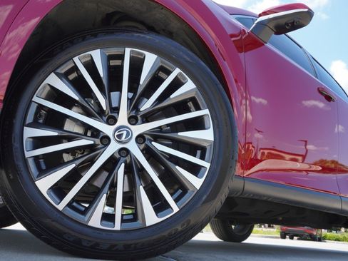 Certified 2023 Lexus RX 350 Premium Plus w/ Cold Area Package FWD image 11