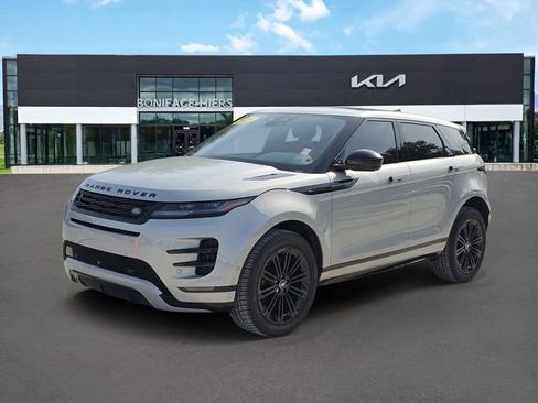 Used 2026 Land Rover Range Rover Evoque Dynamic SE AWD/4WD image 2