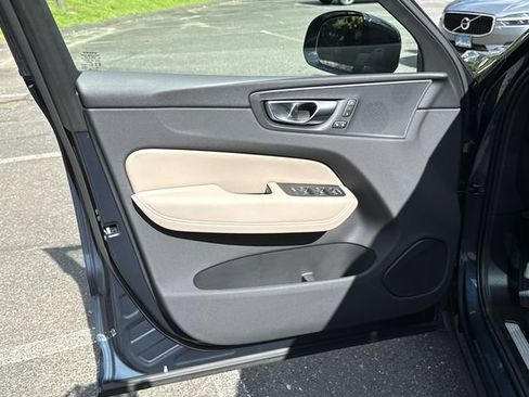 Used 2026 Volvo XC60 B5 Plus w/ Climate Package AWD/4WD image 9