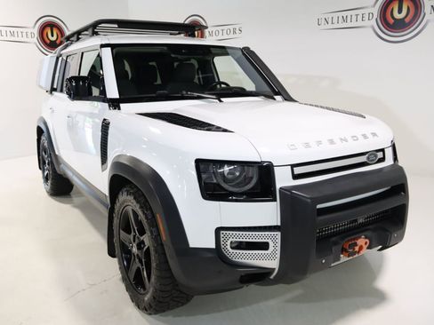 Used 2020 Land Rover Defender 110 SE AWD/4WD image 22