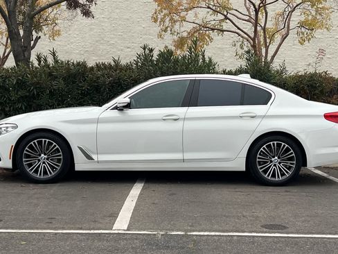 Used 2019 BMW 530i w/ Convenience Package image 5