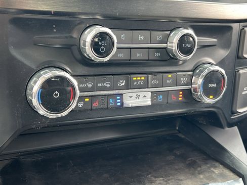 Certified 2024 Ford F350 Lariat image 21