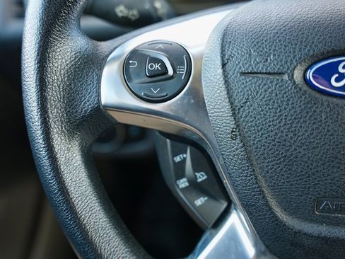 Used 2022 Ford Transit Connect XL image 14