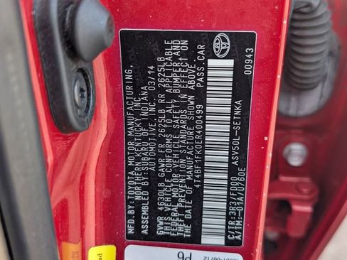 Used 2014 Toyota Camry LE image 12